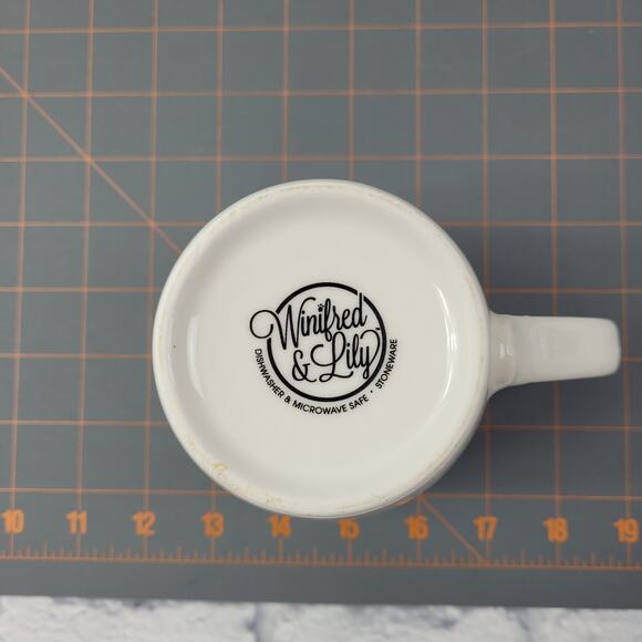 French Kisses French Bulldog Dog Mug for your Valentine - Picture 5 of 11